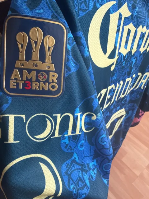 Segunda equipación de A.Zendejas del Club América 2024/25, detalle