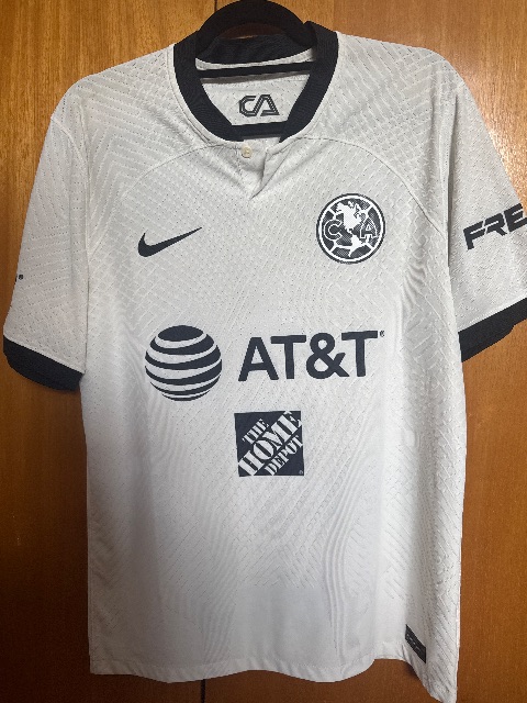 Tercera equipación de Fidalgo del América 2022/23, vista frontal