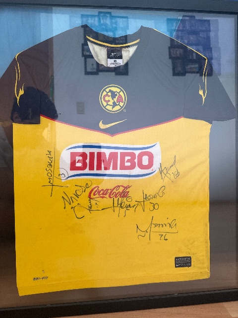 Primera equipación del América 2011/12, vista frontal