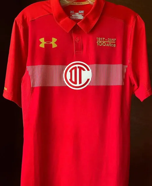 Primera equipación del Toluca 2016/17, vista frontal