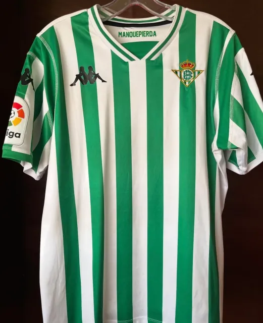 Primera equipación del Betis 2018/19, vista frontal