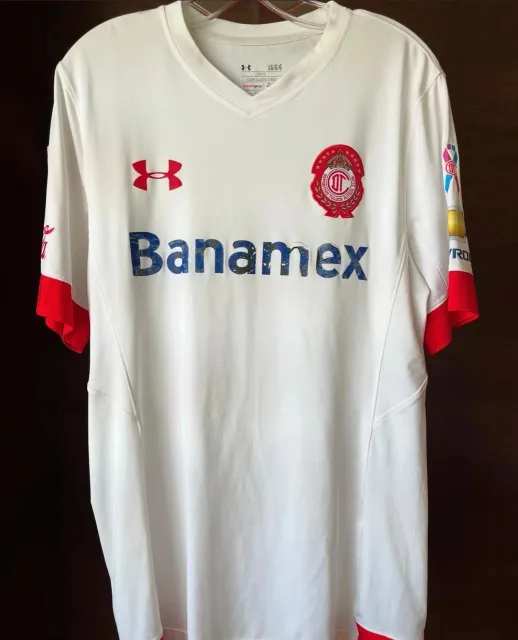 Segunda equipación de Paulo Da Silva del Toluca 2015/16, vista frontal